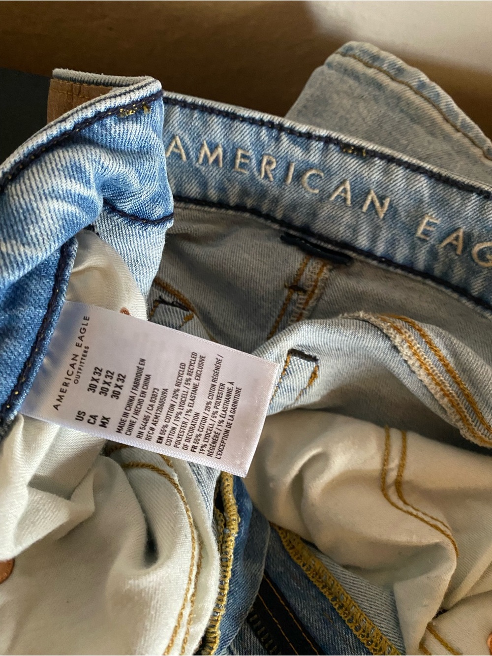 American Eagle Outfitters Light Blue High-Rise Women’s Jeans